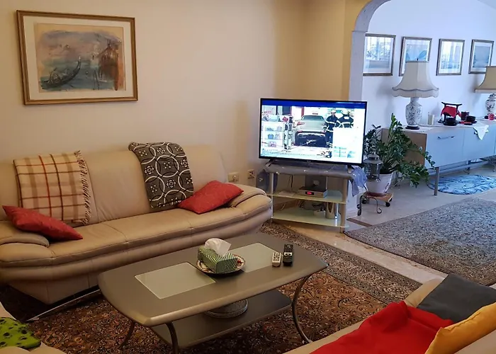 Casa Manuela - *
